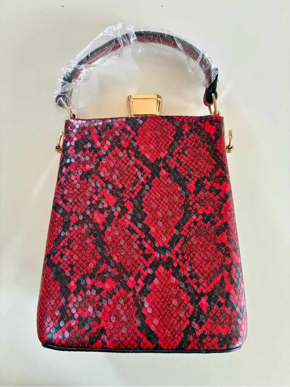 Red Polyurethane Snake-Print Top Handle Bag w/Crossbody Strap NEW UNUSED - READ